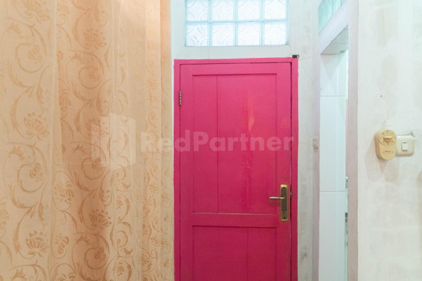 Asri Residence Near Jalan Iskandar Muda Medan Mitra Reddoorz Ngoại thất bức ảnh